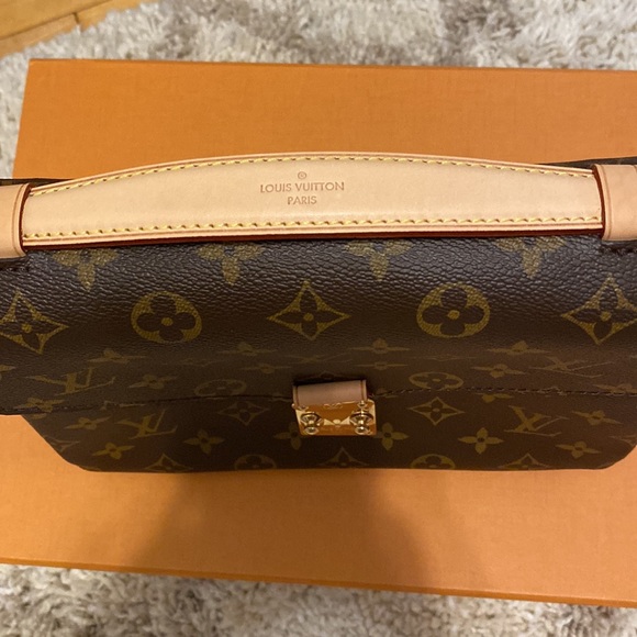 Louis Vuitton Pochette Métis Monogram - Picture 3 of 11